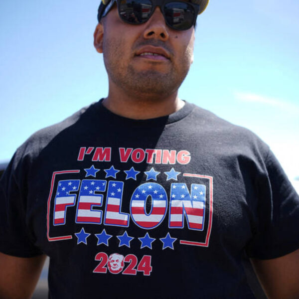 I'm Voting Felon 2024 T-Shirt